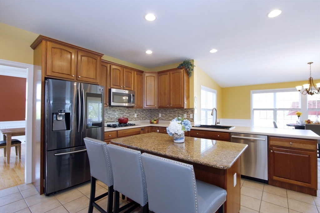 48 Freeman Drive
