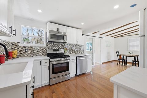 Photo of 69 Maplehurst Ave, East Longmeadow, MA 01028 (MLS # 73507242)