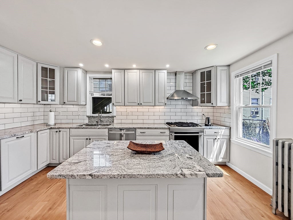 76 Baldwin Ave, Everett, MA, 76 Baldwin Ave, Everett, MA Photo #18
