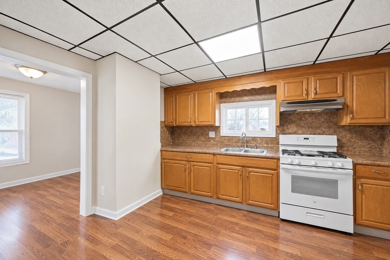 88 Pearl St, Stoughton, MA, 88 Pearl St, Stoughton, MA Photo #5