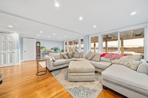 96 Utica St Quincy MA 02169