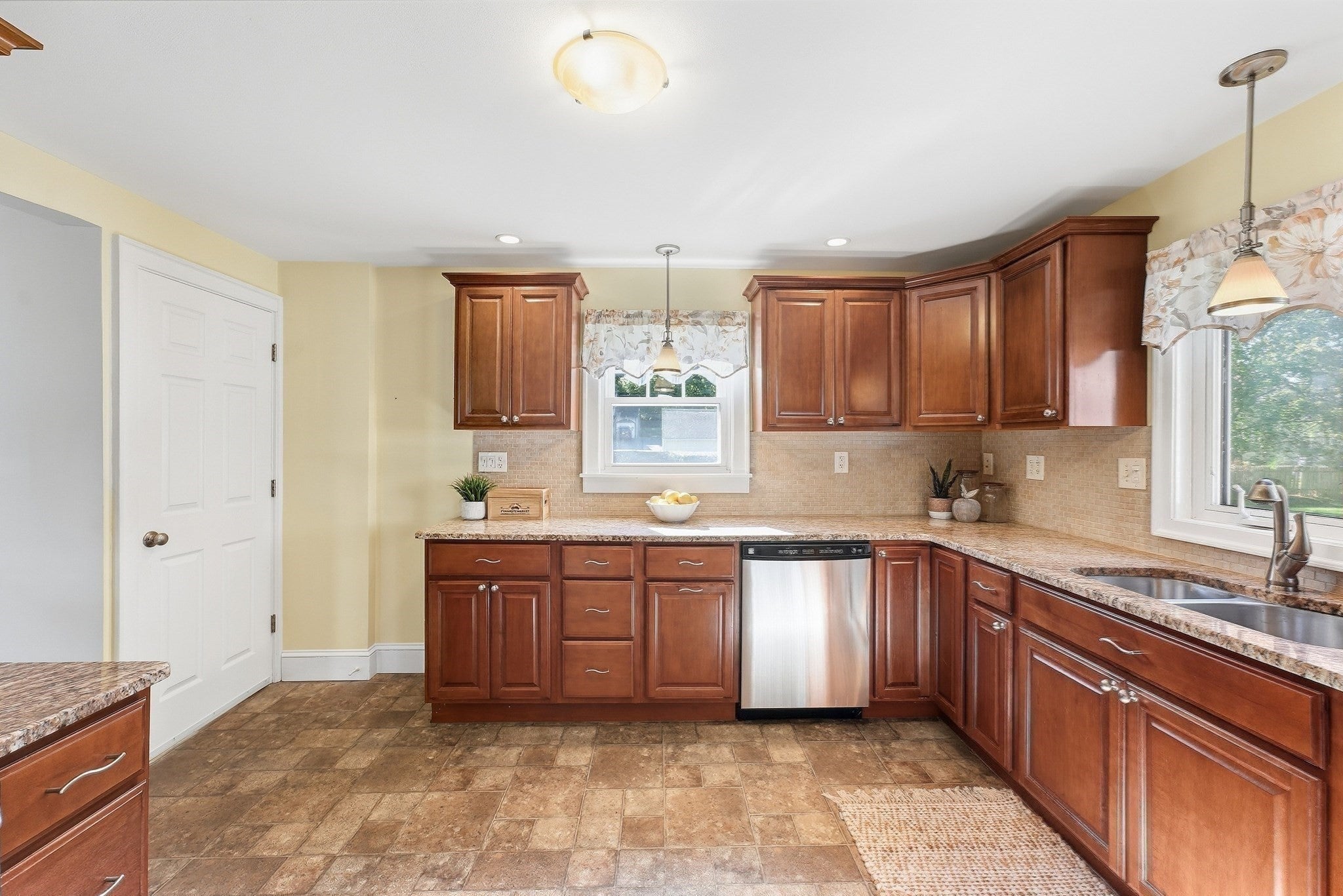 25 Dearborn Street, East Longmeadow, MA, 25 Dearborn Street, East Longmeadow, MA Photo #11