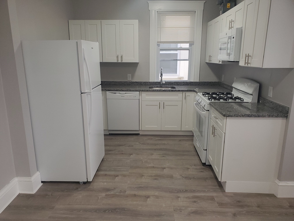 738 Washington Street 29