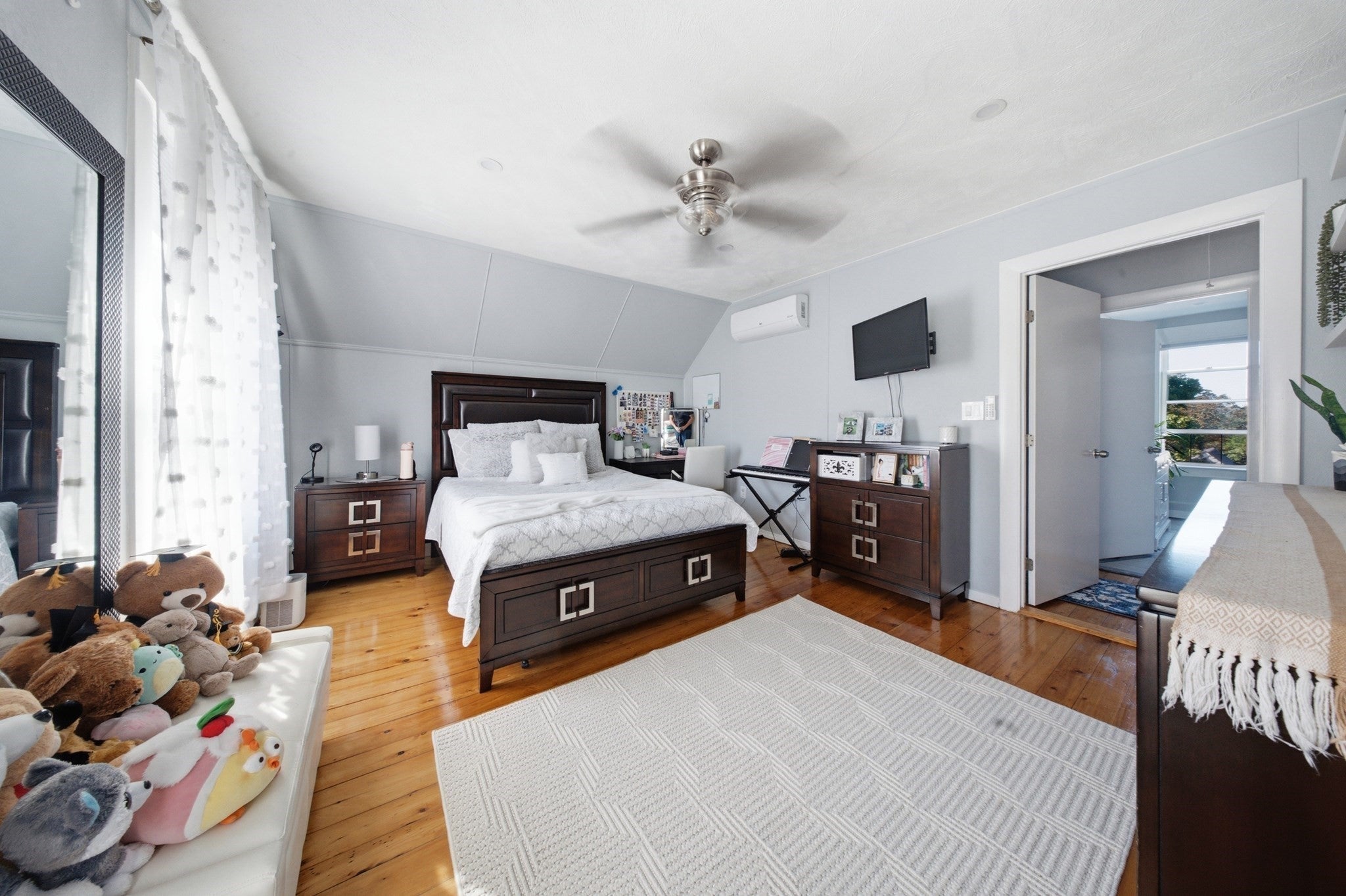 26 Acacia St, Gloucester, MA Photo #14