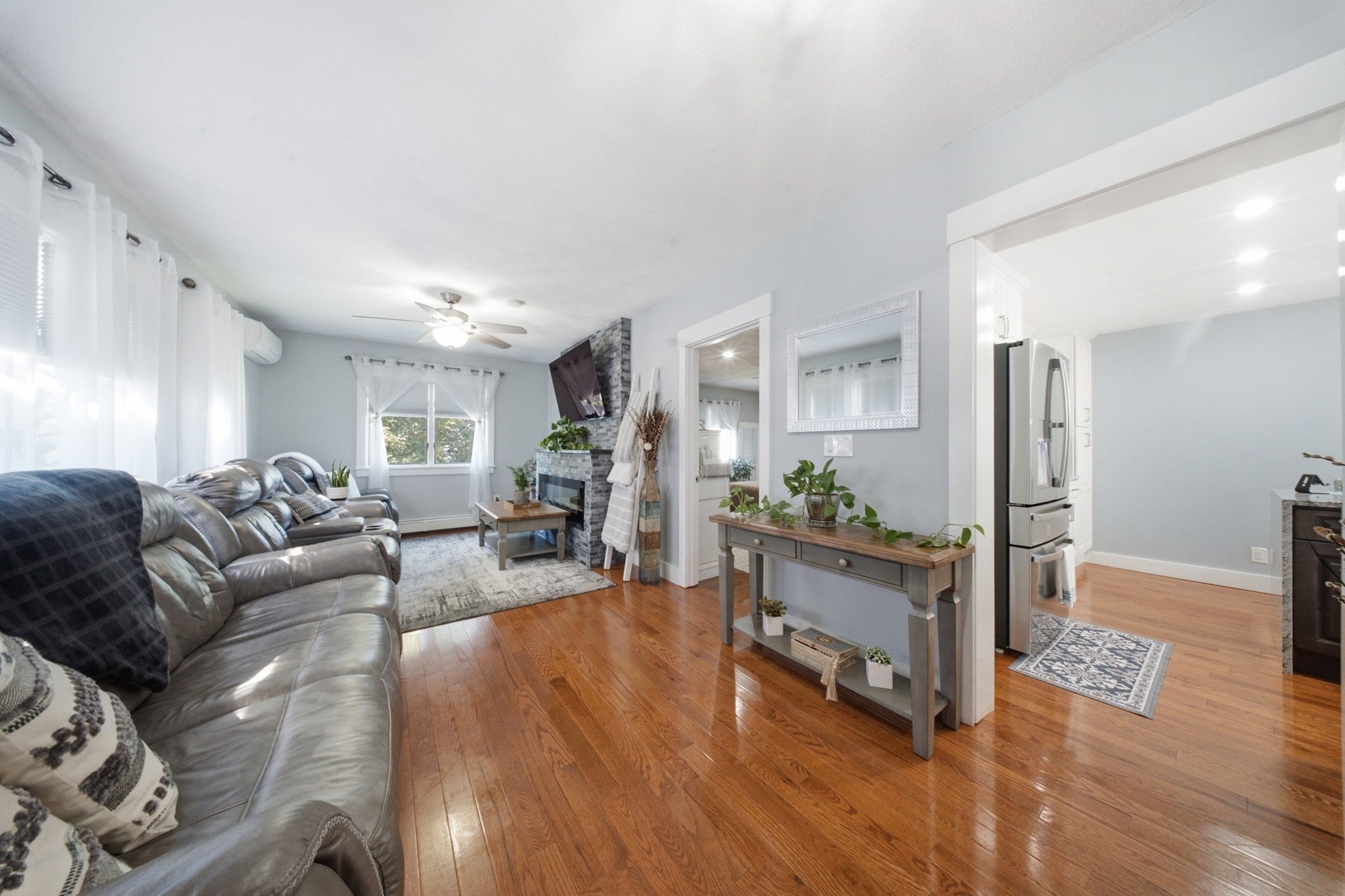 26 Acacia St, Gloucester, MA Photo #11