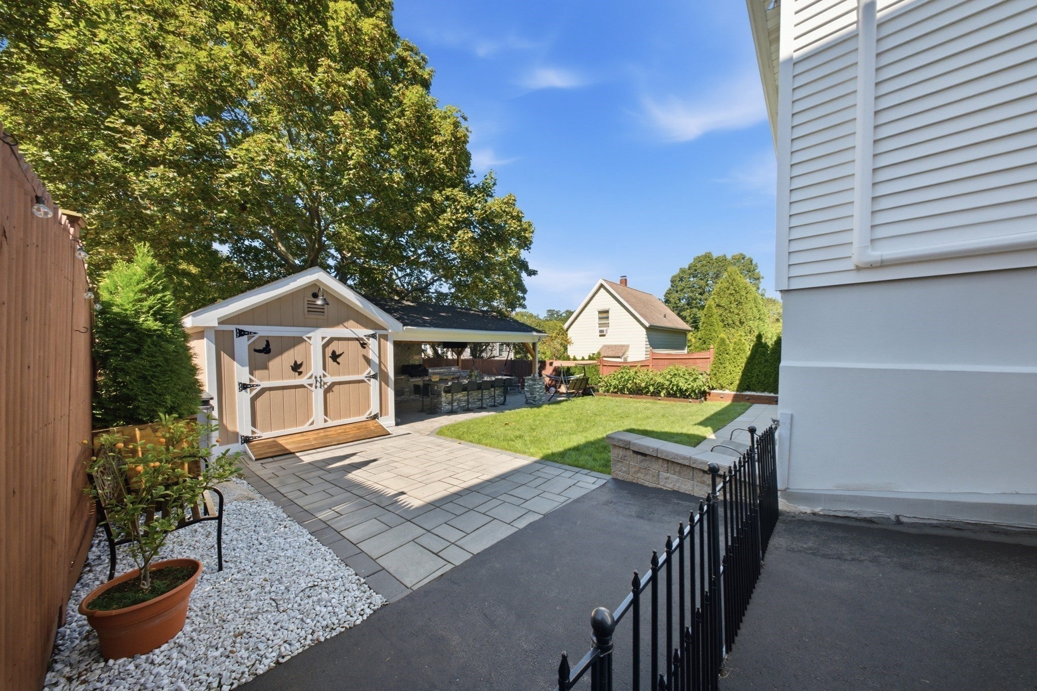 26 Acacia St, Gloucester, MA Photo #37