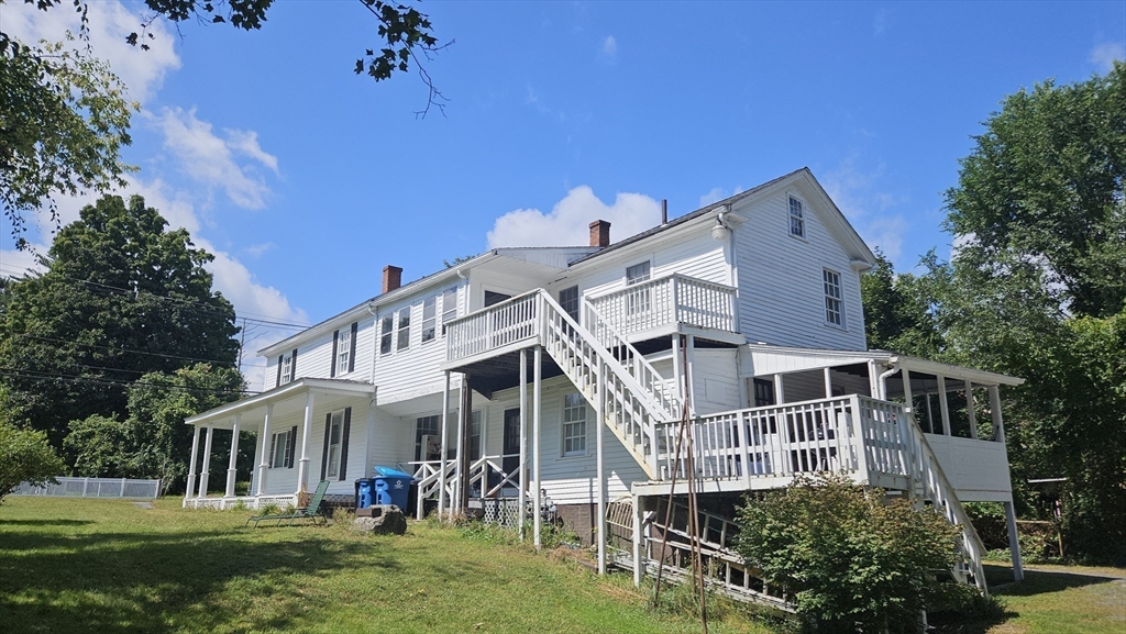 34 Main St