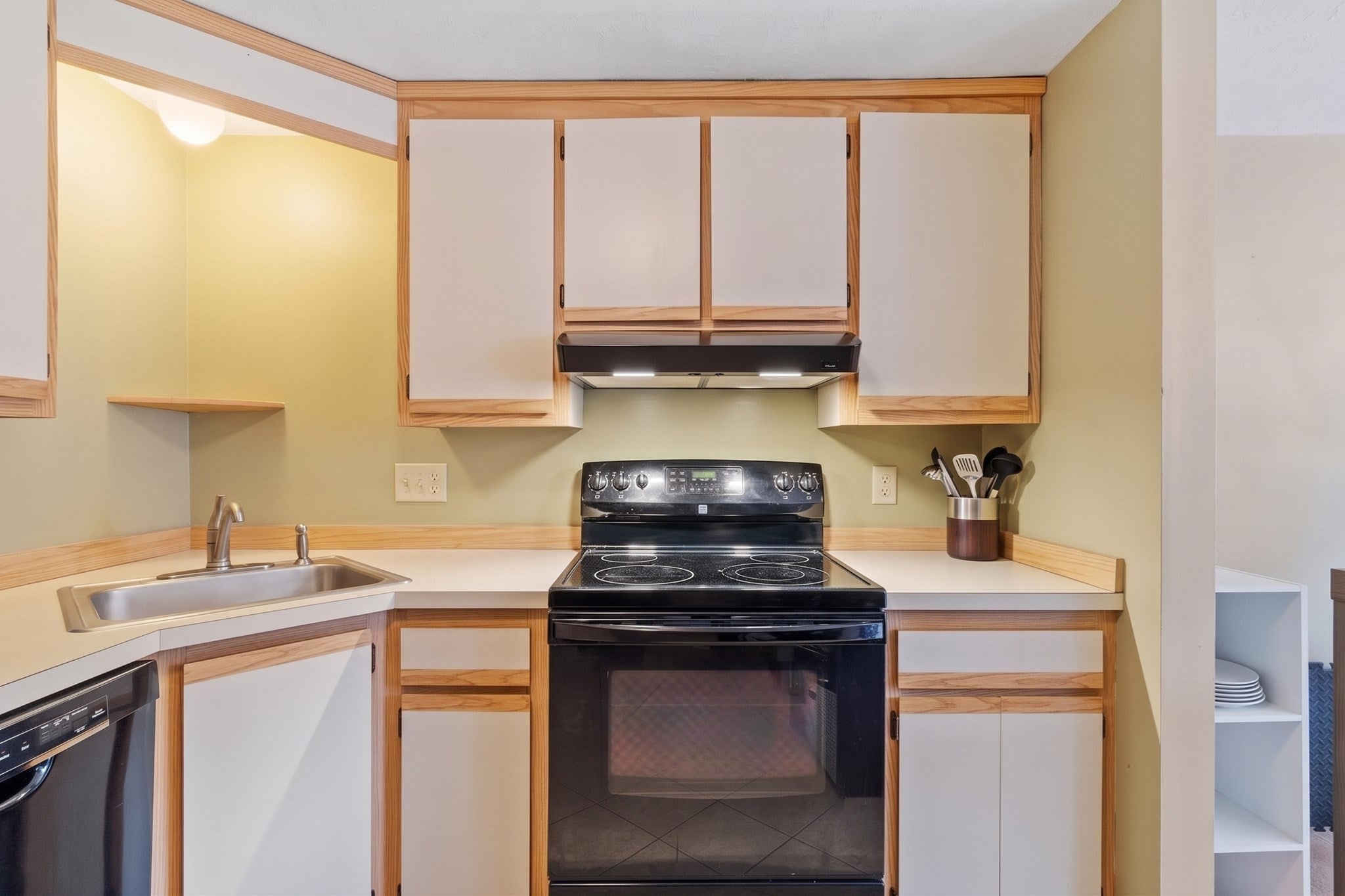 57 Casablanca Ct #57, Haverhill, MA, 57 Casablanca Ct #57, Haverhill, MA Photo #11