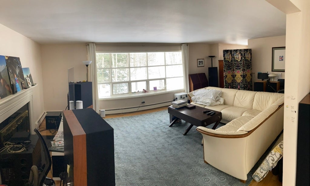 6 Partridge Ln