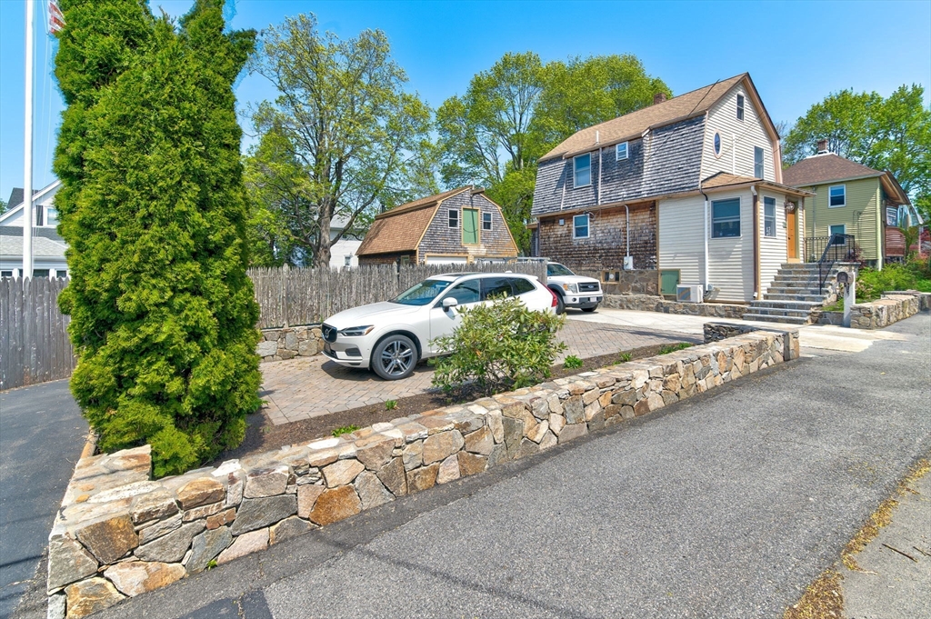 16 Cotton Ave