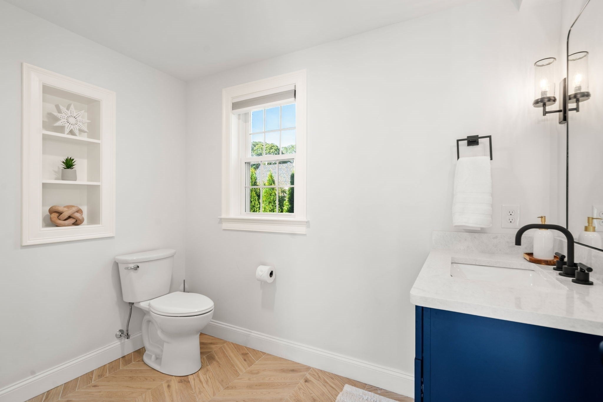 3 Broads Ave, Natick, MA, 3 Broads Ave, Natick, MA Photo #7