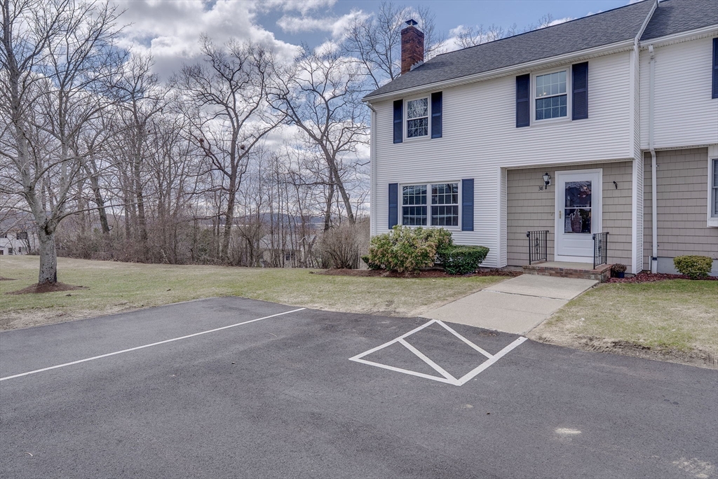 38 Christopher Drive 71
