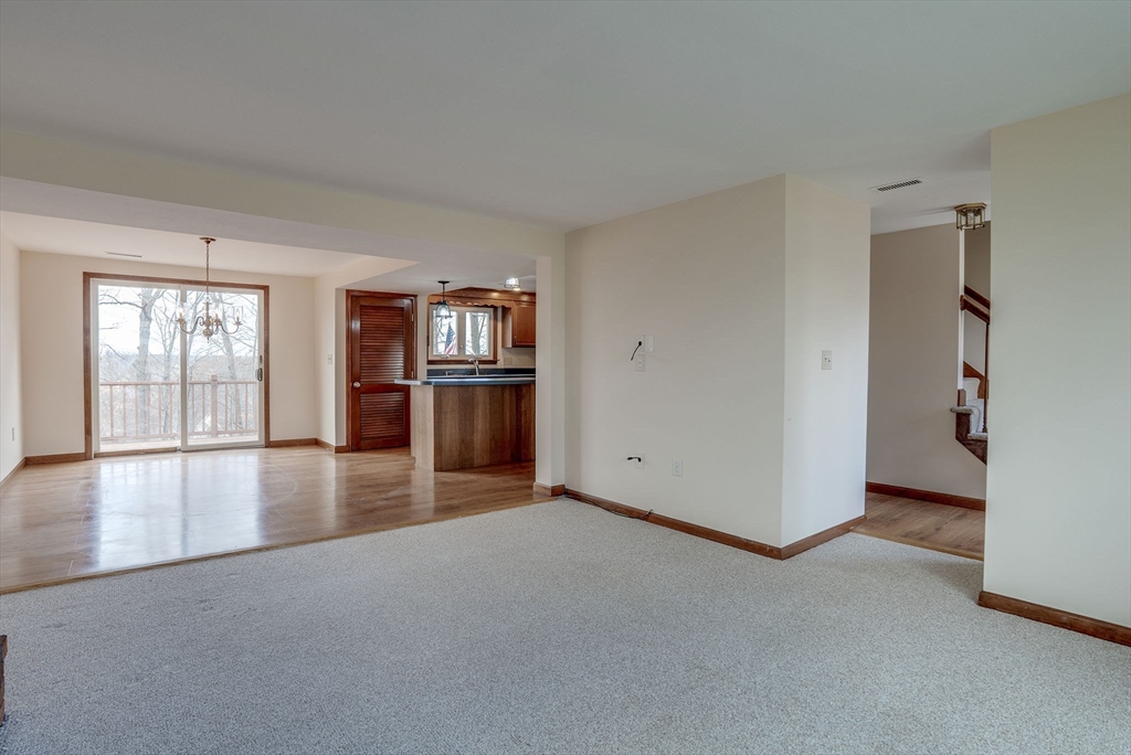 38 Christopher Drive 71