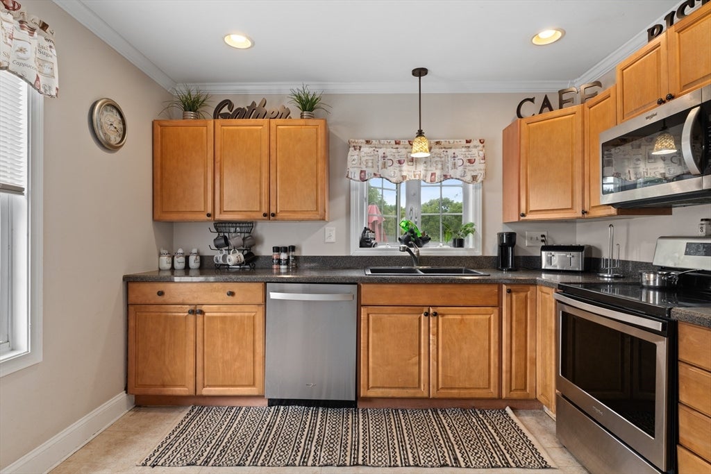 114 Cogswell St, Haverhill, MA, 114 Cogswell St, Haverhill, MA Photo #9