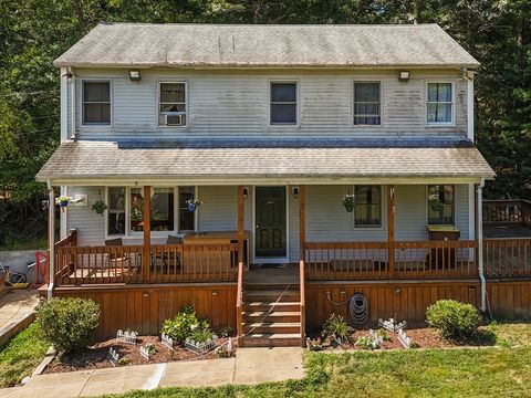 286 Mendall Rd Acushnet MA 02743