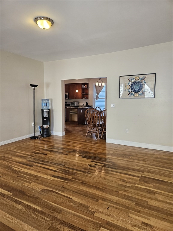 58 Bateman Ave