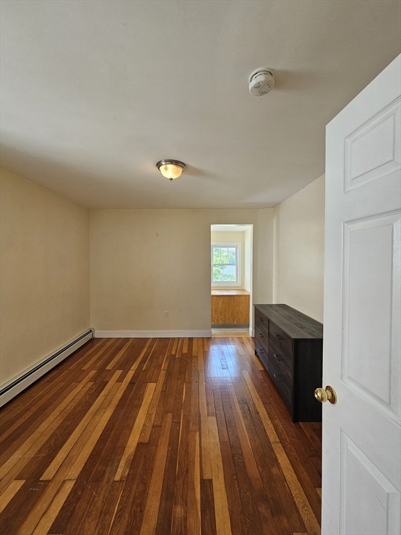 58 Bateman Ave