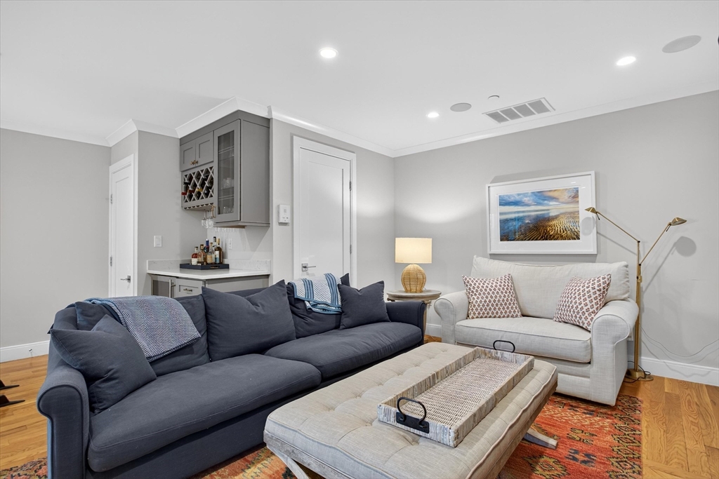 364 Bunker Hill Street 1