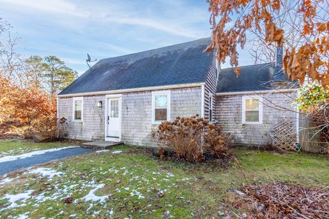 114 Doran Dr Falmouth MA 02536