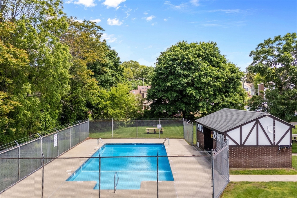 127 King St 104