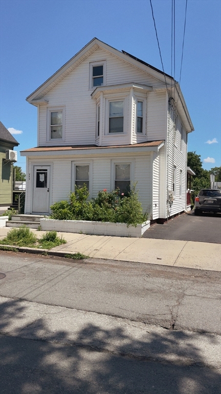 209 Fayette St