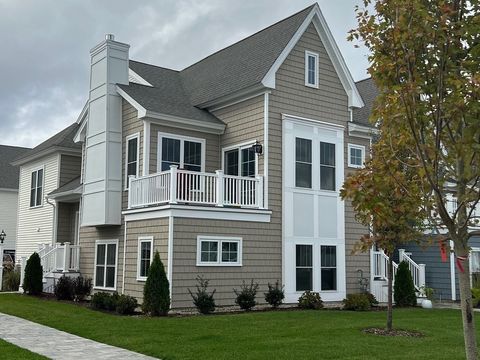18 Hazelnut Ave. Plymouth MA 02360