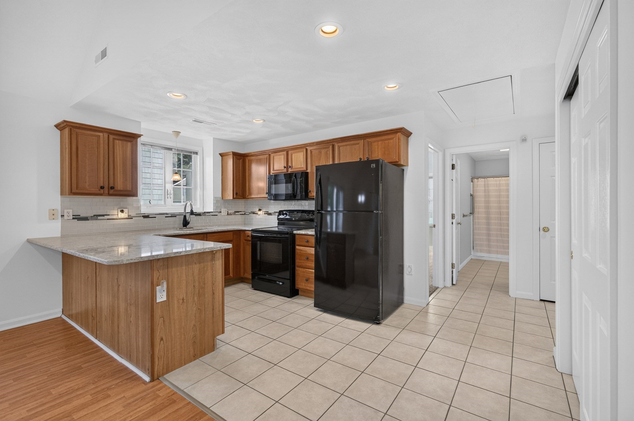 66 Par Ln #66, Tewksbury, MA, 66 Par Ln #66, Tewksbury, MA Photo #12