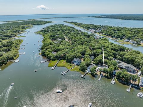 18 Great River Rd Mashpee MA 02649