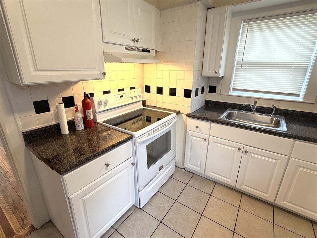 182 Princeton Ave 182