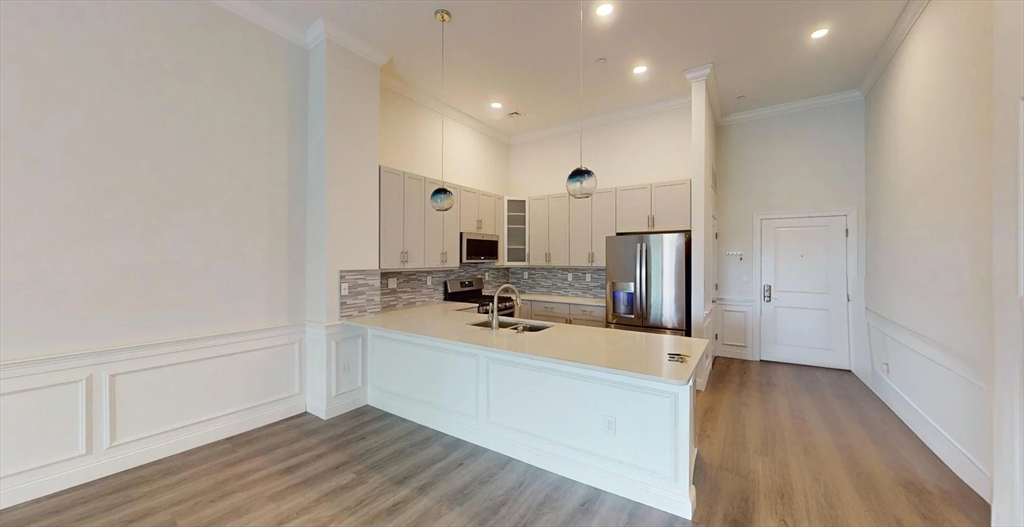 Photo of 320 Middlesex Ave, Medford, MA