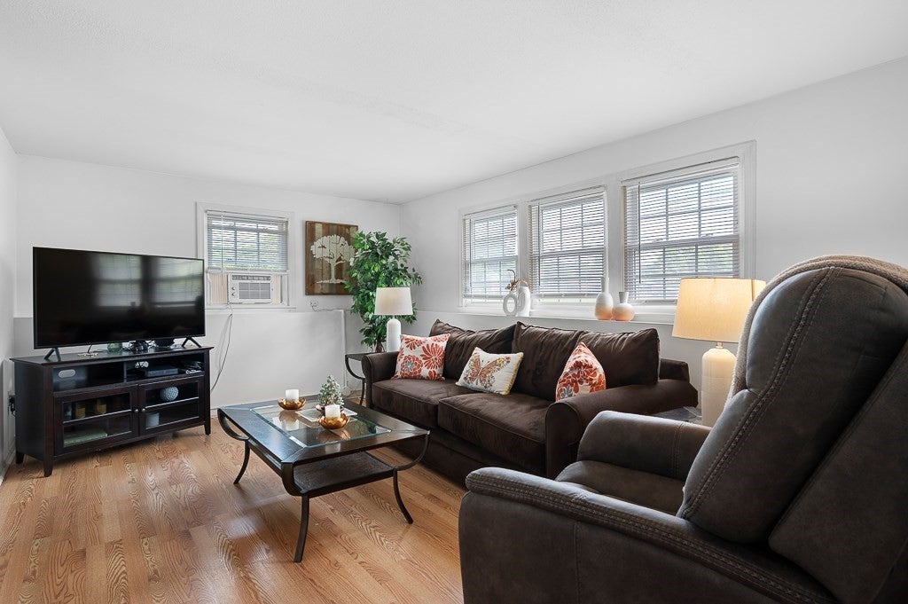 354-356 South Street, Northborough, MA, 354-356 South Street, Northborough, MA Photo #11
