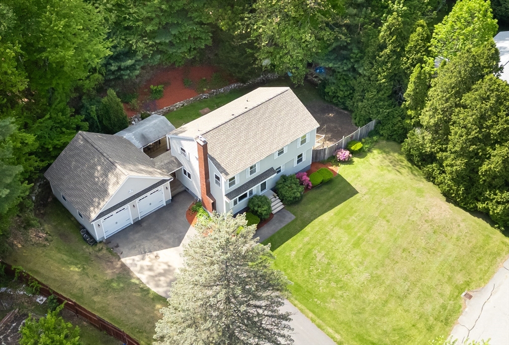 16 Greenlawn Avenue