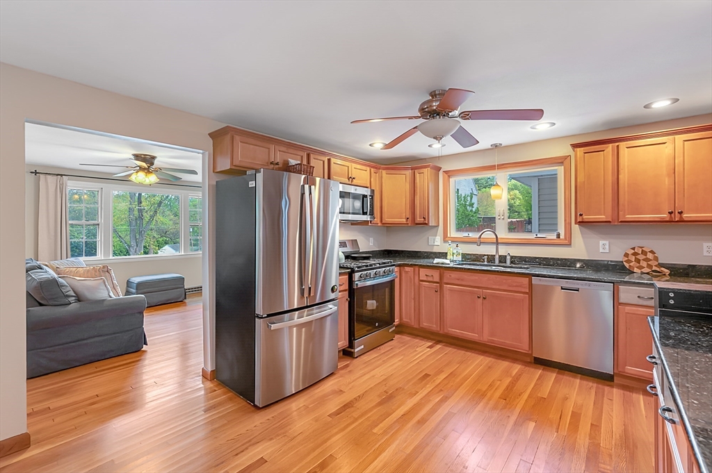 16 Greenlawn Avenue