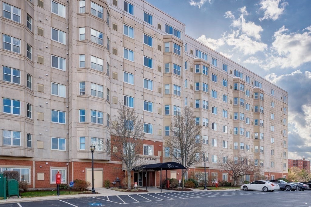 1 Cityview Ln 804