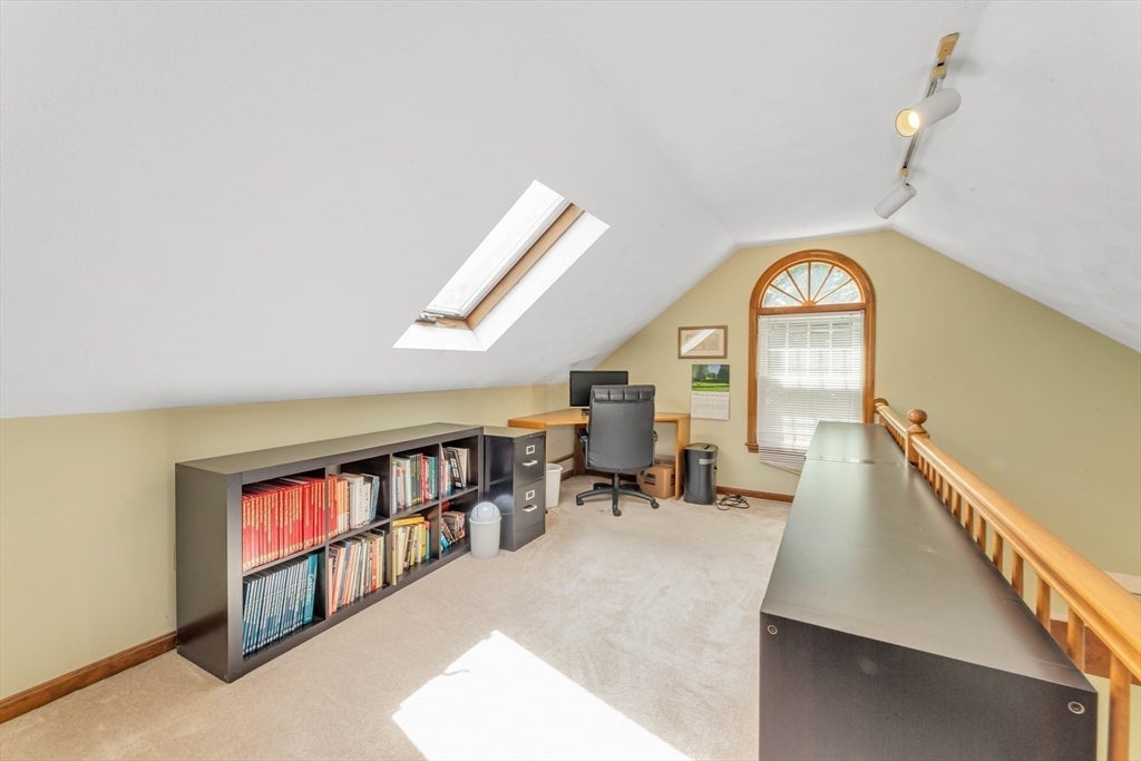 5 Strawberry Ln, Billerica, MA, 5 Strawberry Ln, Billerica, MA Photo #33