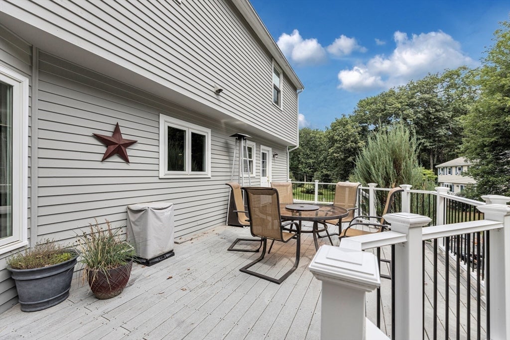 5 Strawberry Ln, Billerica, MA, 5 Strawberry Ln, Billerica, MA Photo #35