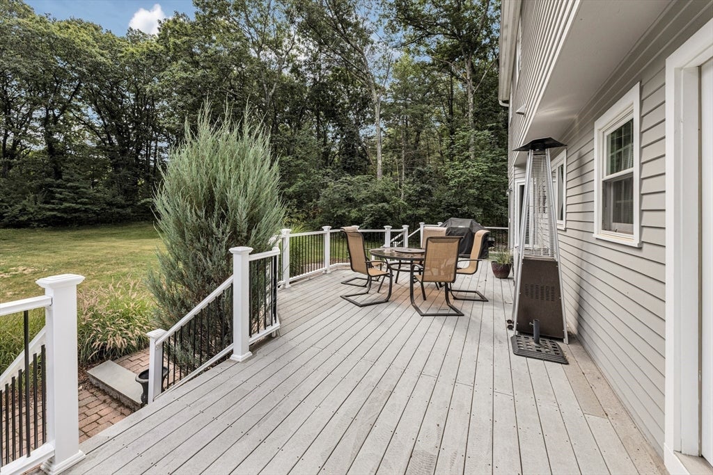 5 Strawberry Ln, Billerica, MA, 5 Strawberry Ln, Billerica, MA Photo #36