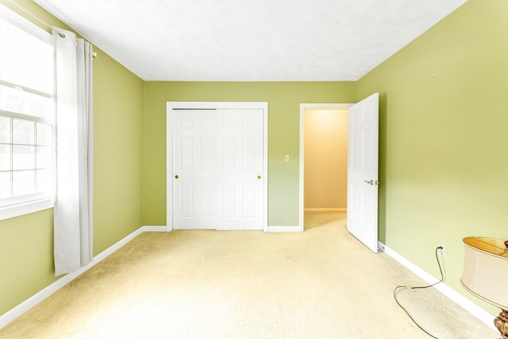 5 Strawberry Ln, Billerica, MA, 5 Strawberry Ln, Billerica, MA Photo #32