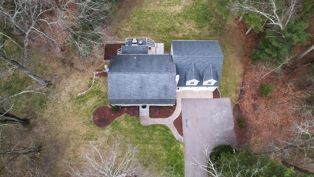 9 Pine St