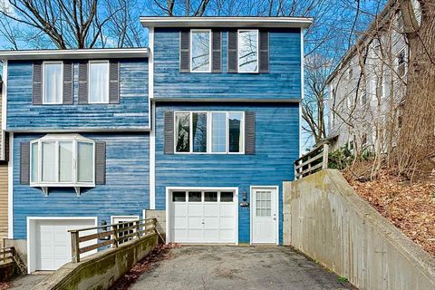 9 Olga Ave 9 Worcester MA 01605