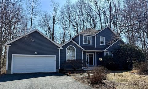 2 Grove St Framingham MA 01701