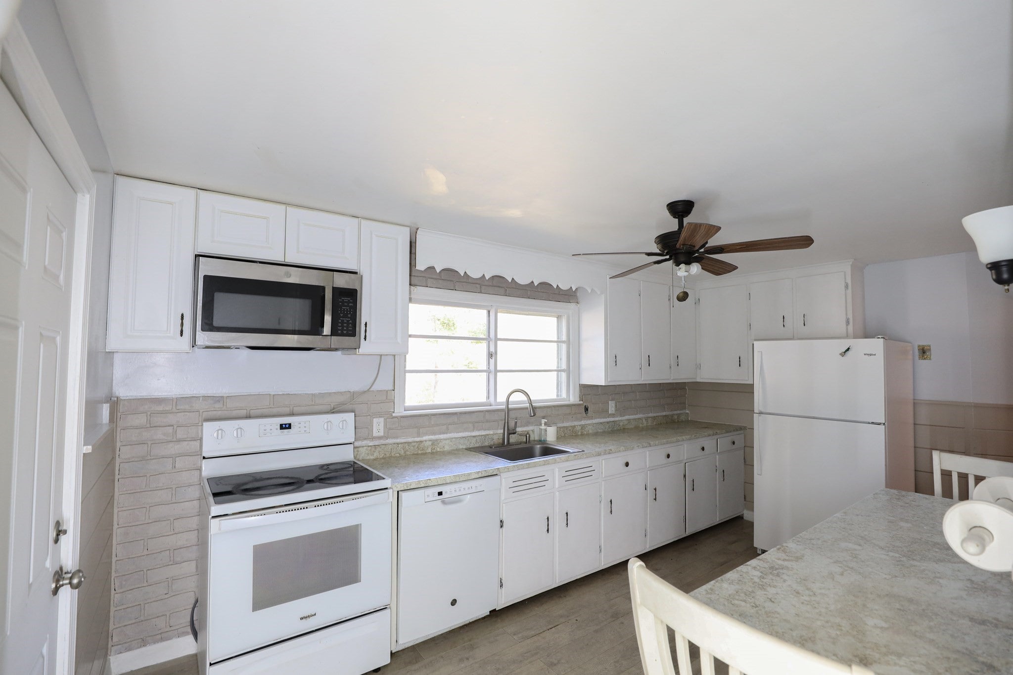 14 Janice Ave, Dracut, MA, 14 Janice Ave, Dracut, MA Photo #7