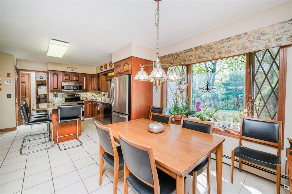 191 Fairway Drive, Seekonk, MA Photo #6