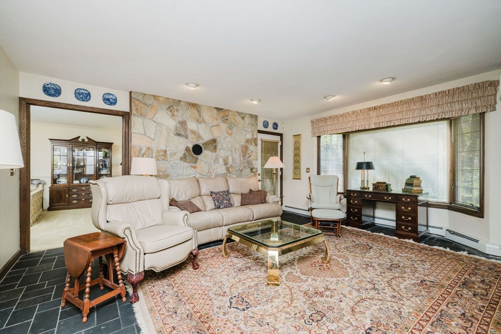 191 Fairway Drive, Seekonk, MA Photo #12