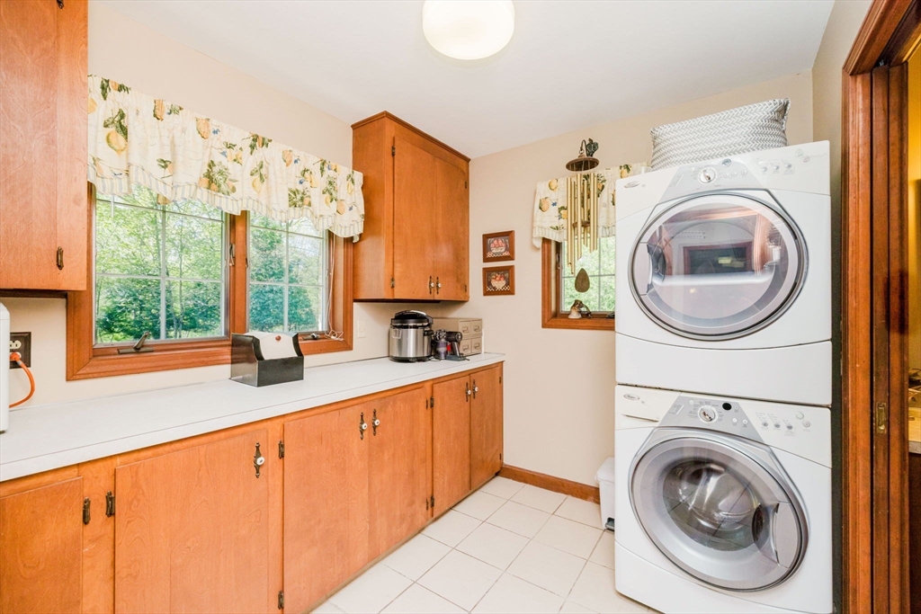 191 Fairway Drive, Seekonk, MA Photo #8
