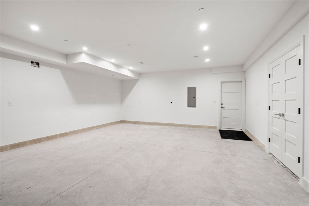 956 Walnut Street #6, Newton, MA Photo #29