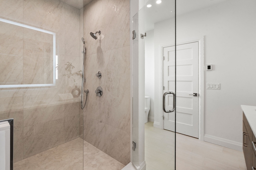 956 Walnut Street #6, Newton, MA Photo #20