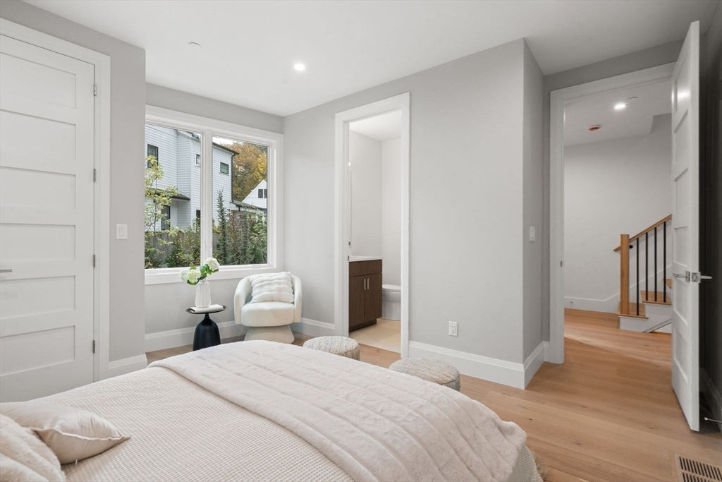 956 Walnut Street #6, Newton, MA Photo #14