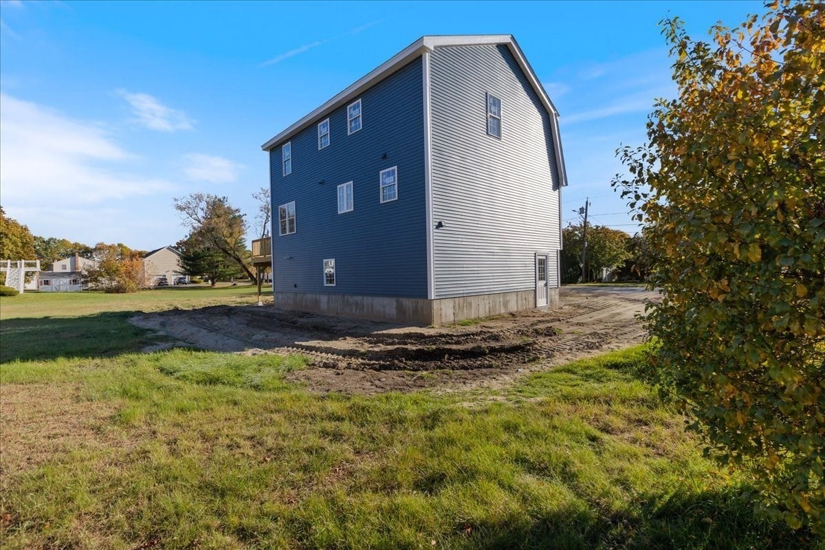 62 Wingate Avenue, Methuen, MA Photo #36