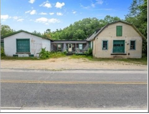 50 Carver Rd Wareham MA 02576